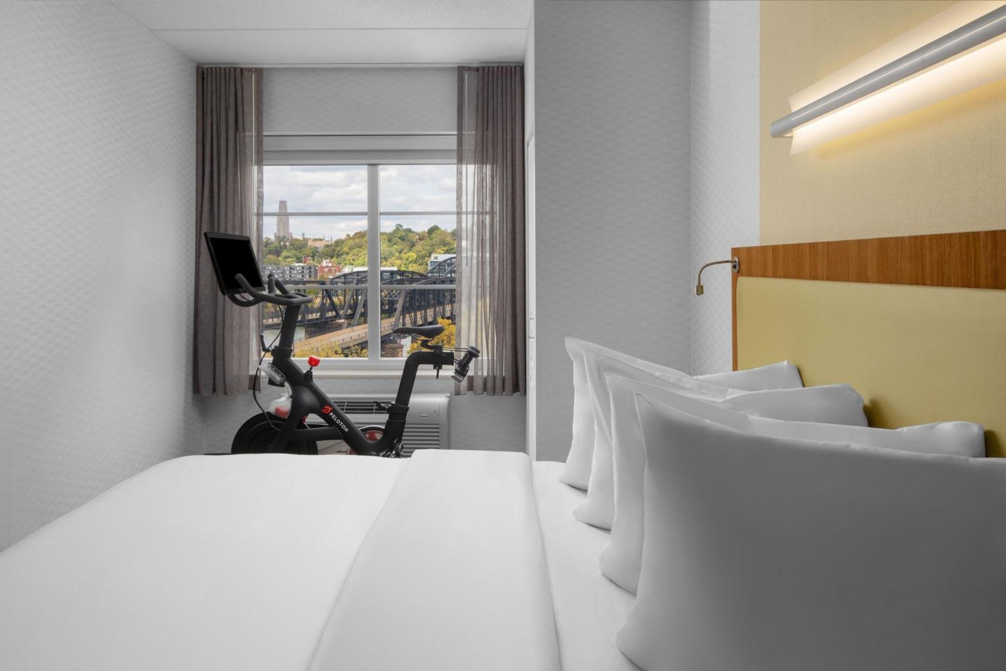 Springhill Suites Pittsburgh Southside Works Exterior foto
